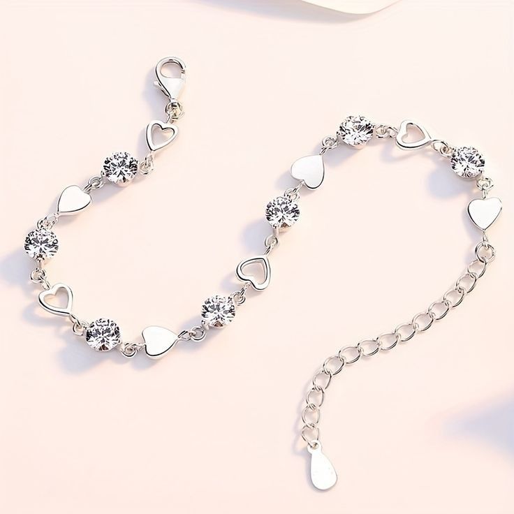 Elegant Heart Crystal Bracelet – Shine with Every Moment