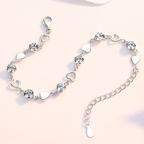 Elegant Heart Crystal Bracelet – Shine with Every Moment
